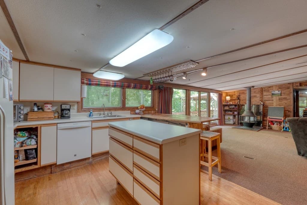 9258 Hwy 60, Suches GA 30572 - Photo