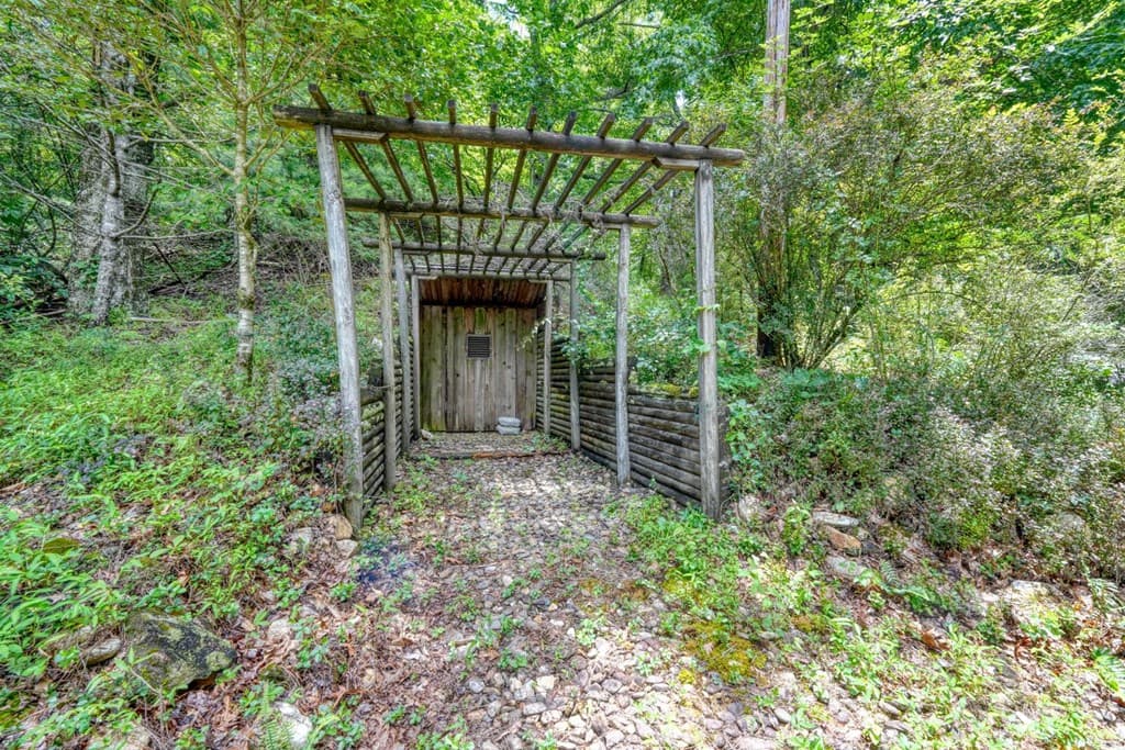 9258 Hwy 60, Suches GA 30572 - Photo