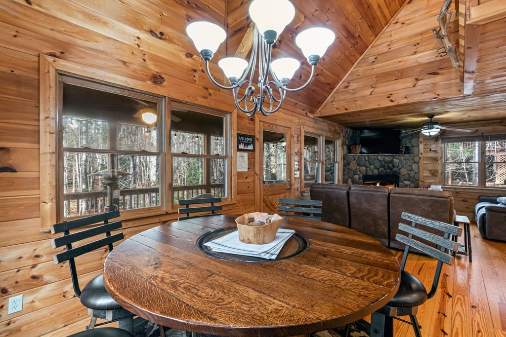 850 Mountain Lake Circle, Blue Ridge GA 30513 - Photo