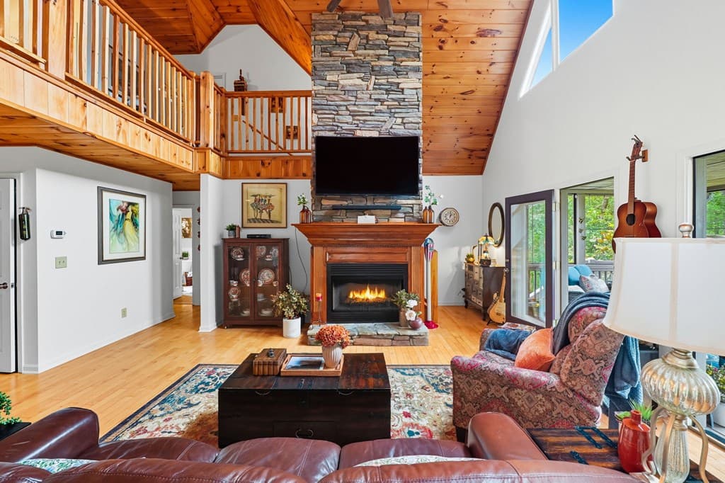 650 Myna Drive, Ellijay GA 30540 - Photo