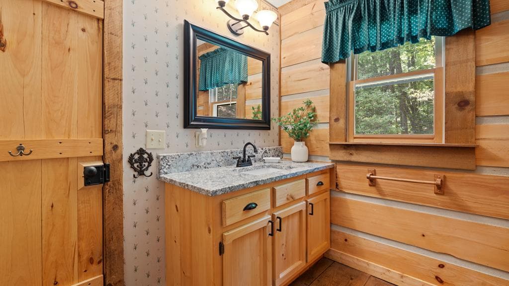 219 Ridge Top Lane, Blue Ridge GA 30513 - Photo