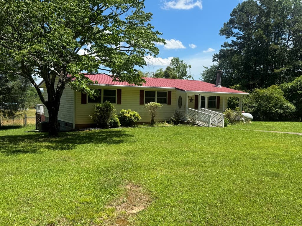28 Honaker Road, Blairsville GA 30512 - Photo