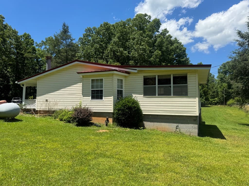28 Honaker Road, Blairsville GA 30512 - Photo