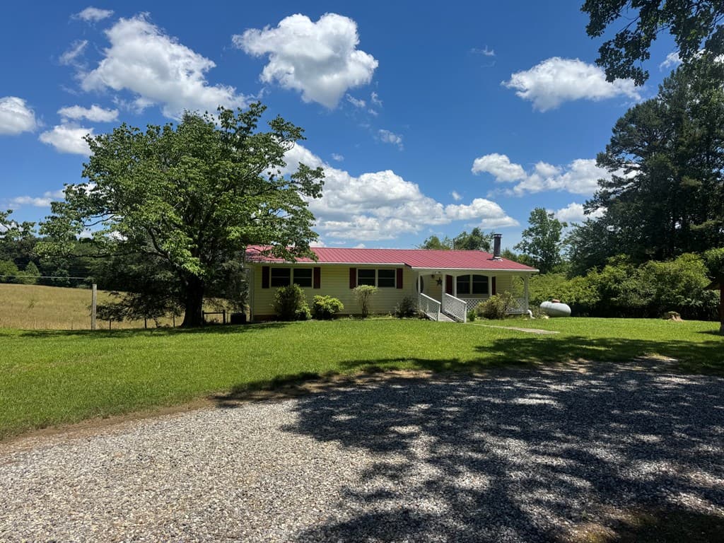 28 Honaker Road, Blairsville GA 30512 - Photo