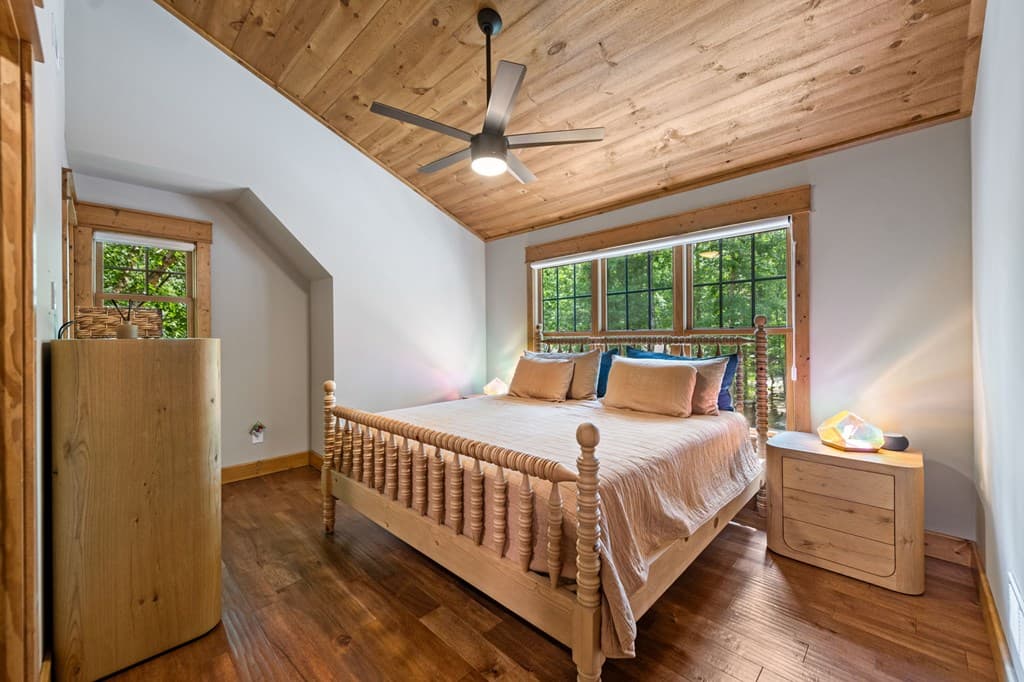 2634 Mountain Tops Road, Blue Ridge GA 30513 - Photo