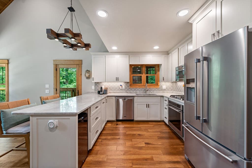2634 Mountain Tops Road, Blue Ridge GA 30513 - Photo