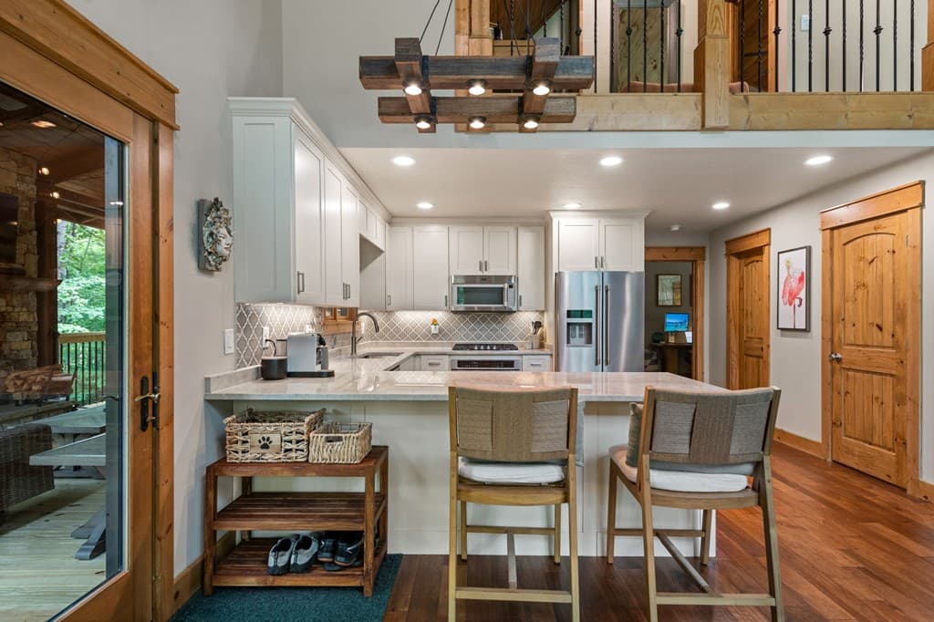 2634 Mountain Tops Road, Blue Ridge GA 30513 - Photo