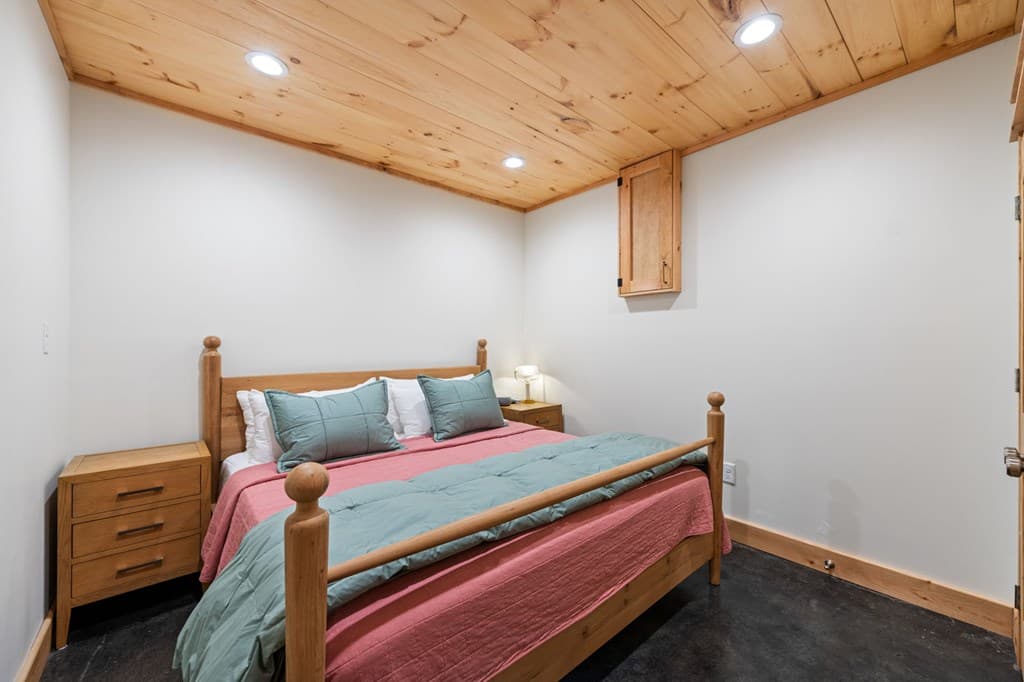2634 Mountain Tops Road, Blue Ridge GA 30513 - Photo