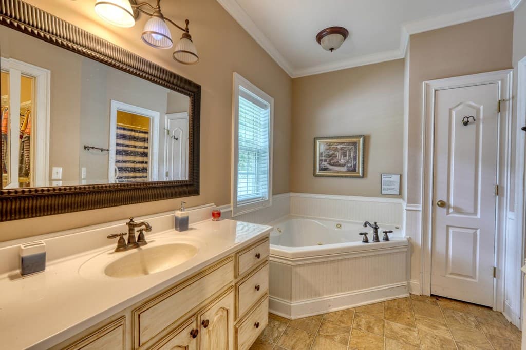2187 Big Pine Drive, Hiawassee GA 30546 - Photo