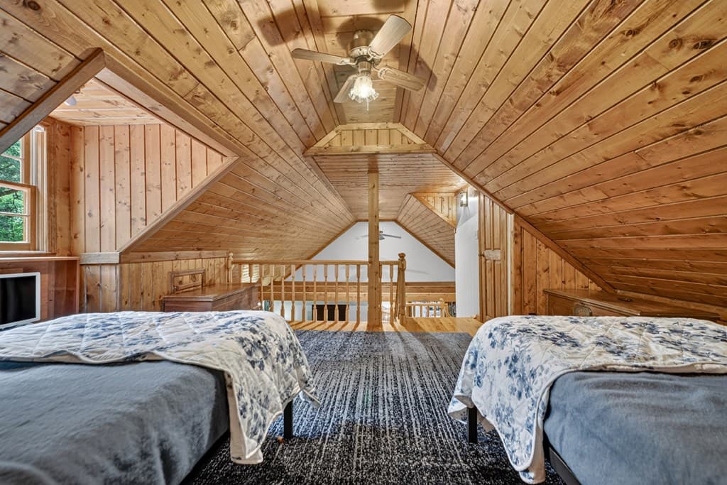 98 Bear Lane, Blue Ridge GA 30513 - Photo