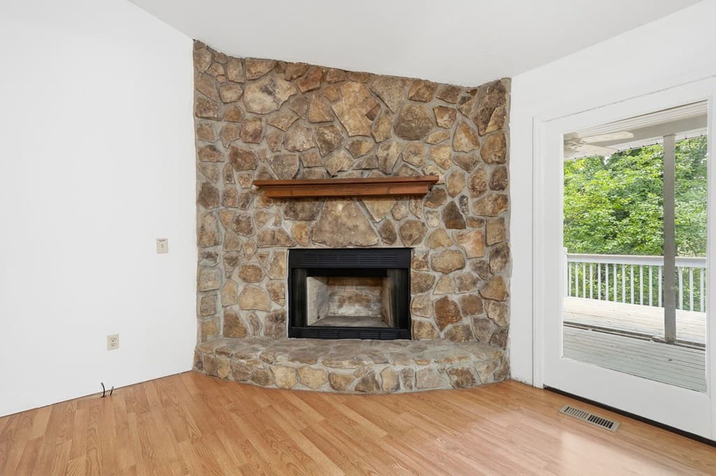 767 Ashley Circle, Blairsville GA 30512 - Photo