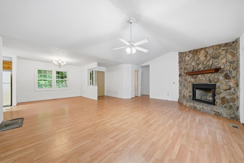 767 Ashley Circle, Blairsville GA 30512 - Photo