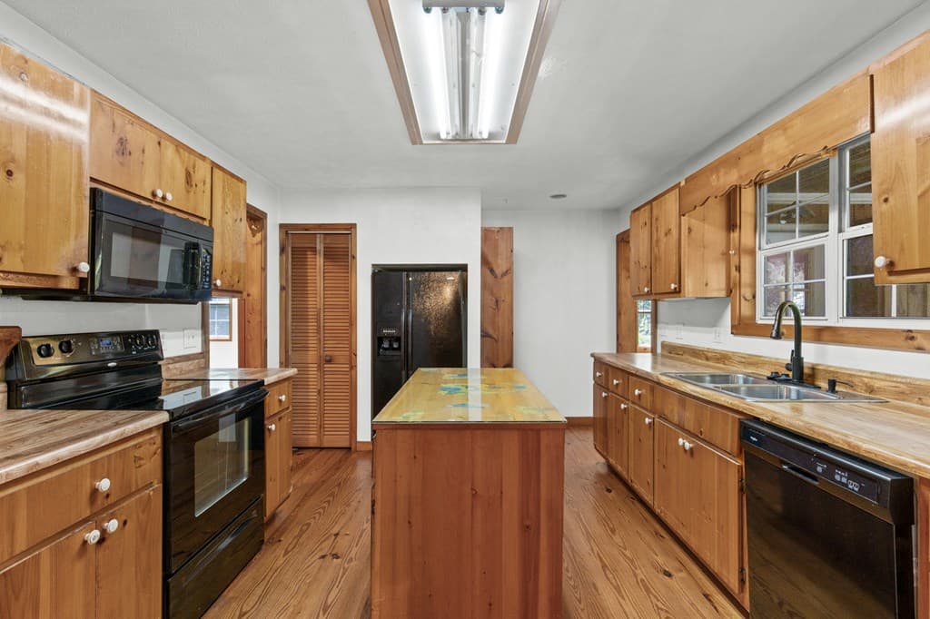 51 Haddock Drive, Blue Ridge GA 30513 - Photo