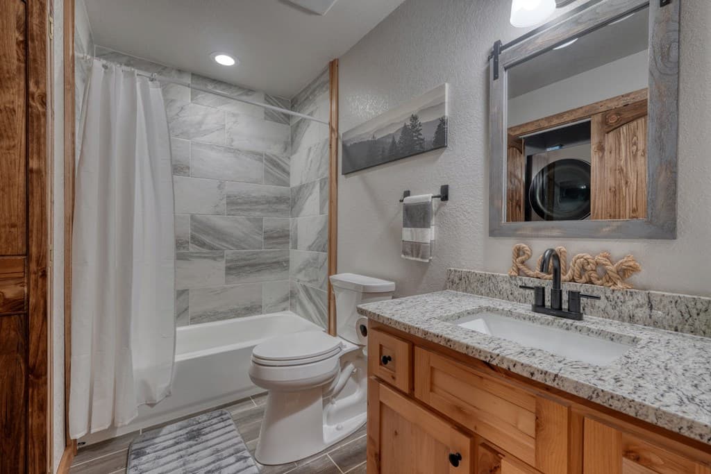 124 Lakeside Estates Drive, Hayesville NC 28904 - Photo