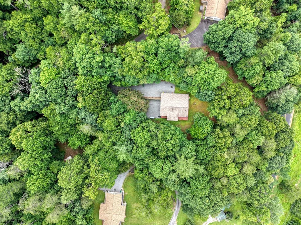 2228 Walls Mountain Road, Hiawassee GA 30546 - Photo