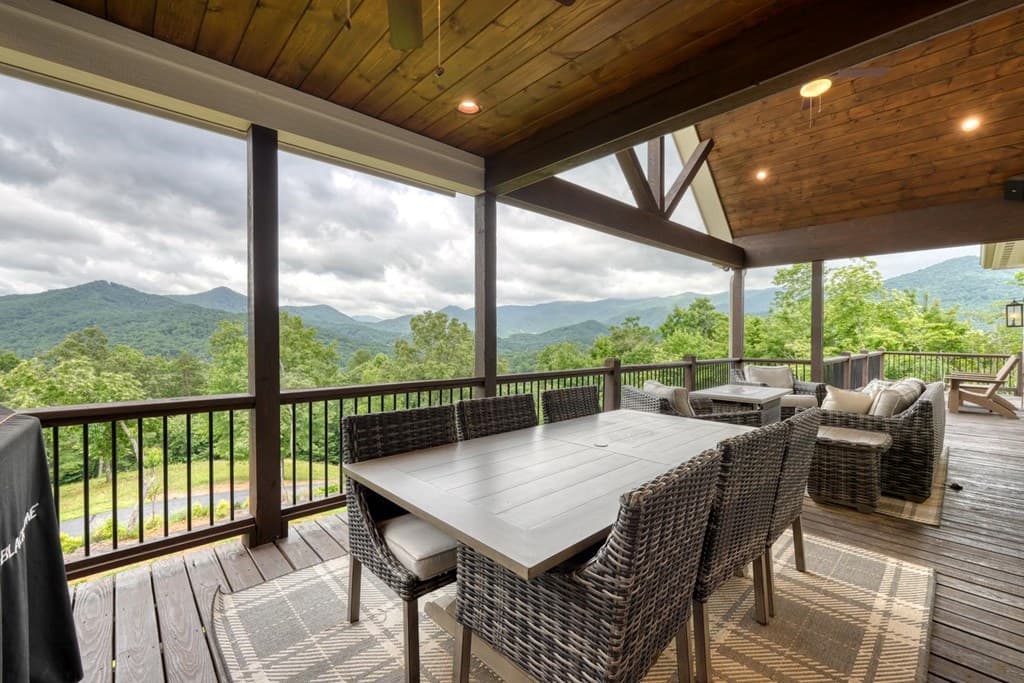 2368 Haven Heights Road, Hiawassee GA 30546 - Photo