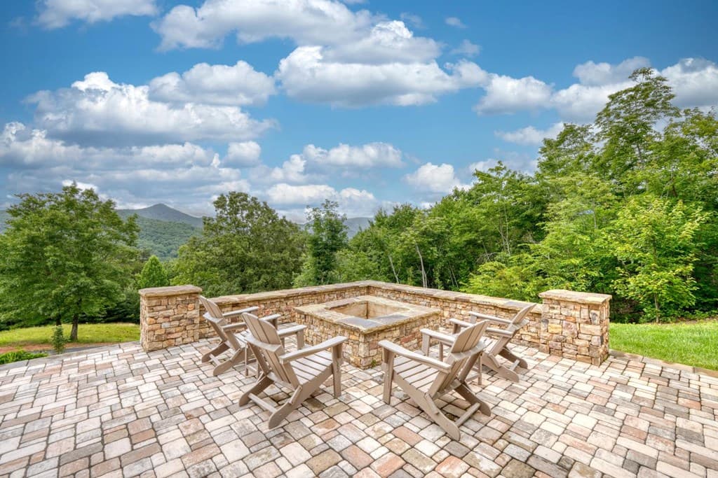 2368 Haven Heights Road, Hiawassee GA 30546 - Photo