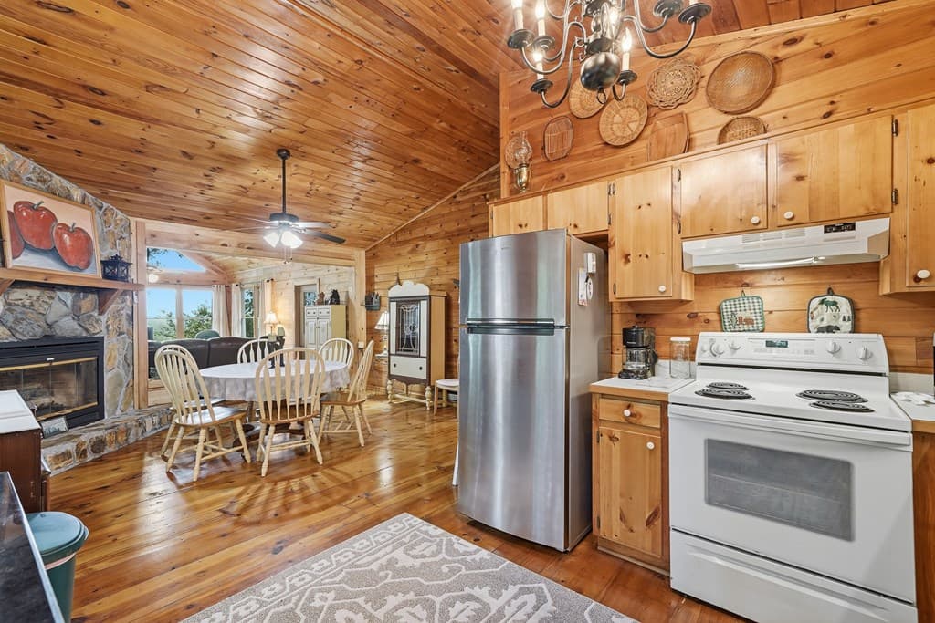 600 Cohutta Mountain Road, Blue Ridge GA 30513 - Photo