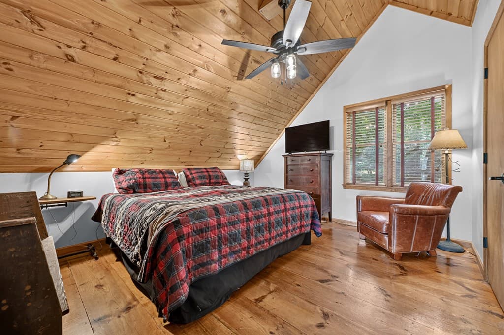 161 Walnut Ridge, Ellijay GA 30536 - Photo
