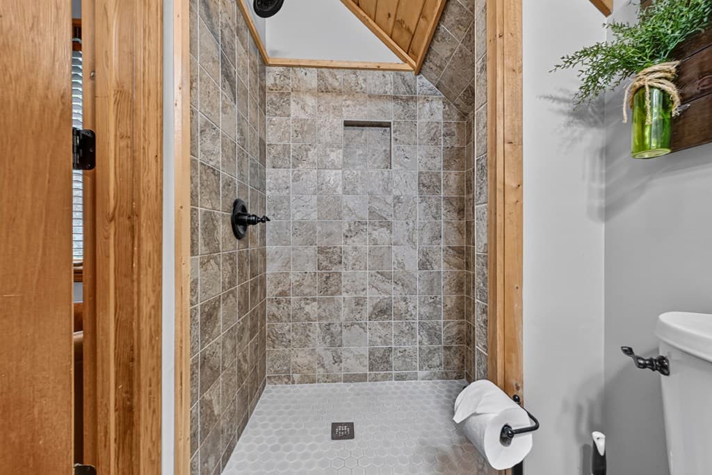 161 Walnut Ridge, Ellijay GA 30536 - Photo