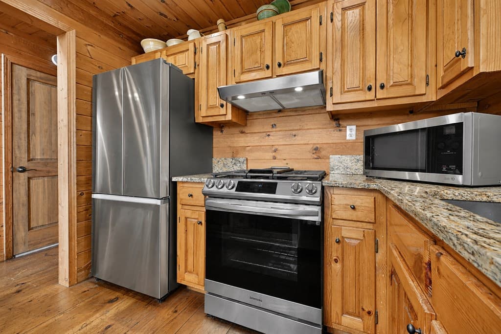 161 Walnut Ridge, Ellijay GA 30536 - Photo