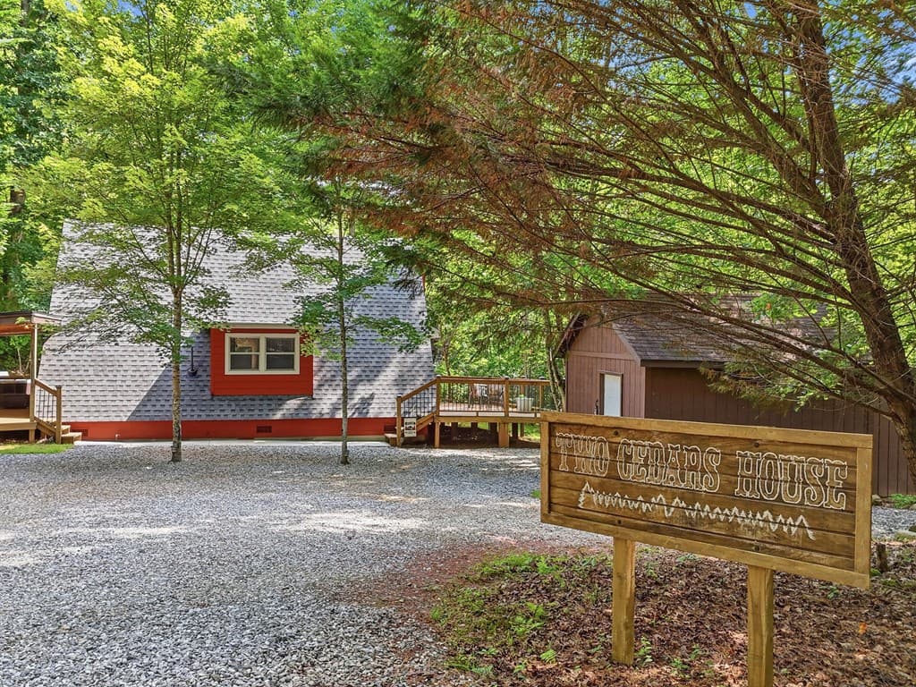 27 Two Cedars Road, Morganton GA 30560 - Photo
