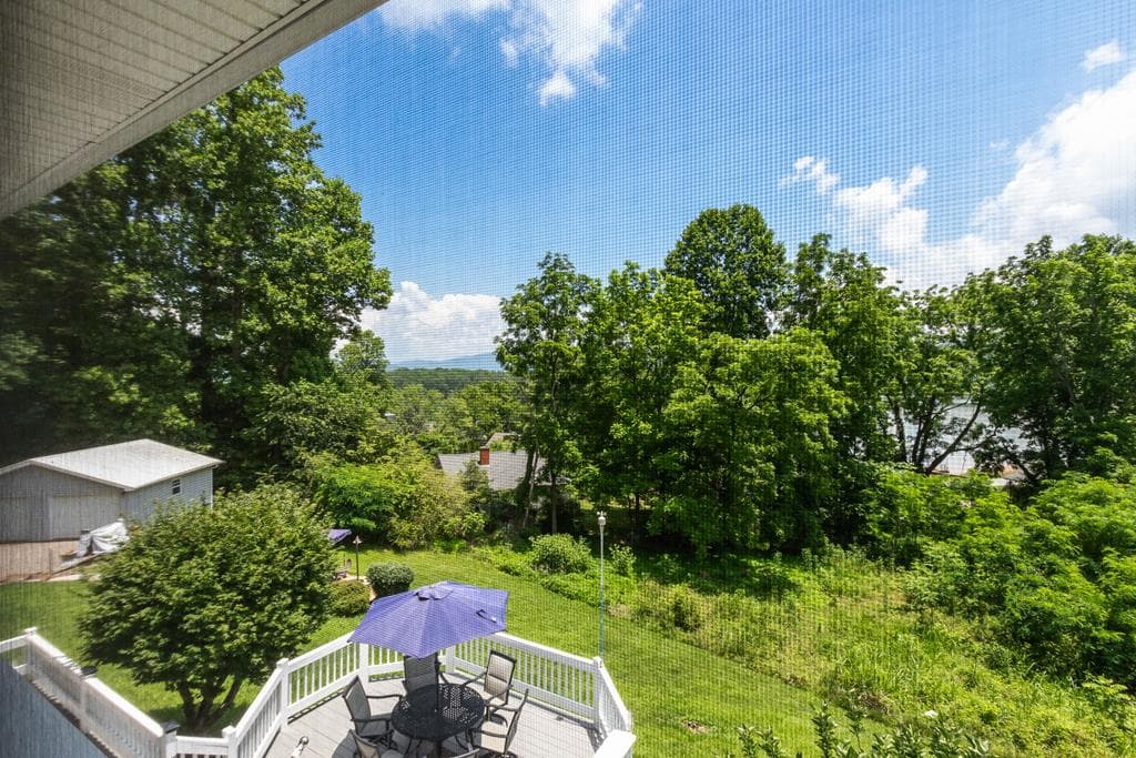1938 Lakeview Summit Drive, Young Harris GA 30582 - Photo