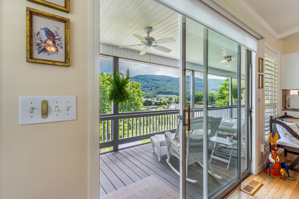 1938 Lakeview Summit Drive, Young Harris GA 30582 - Photo