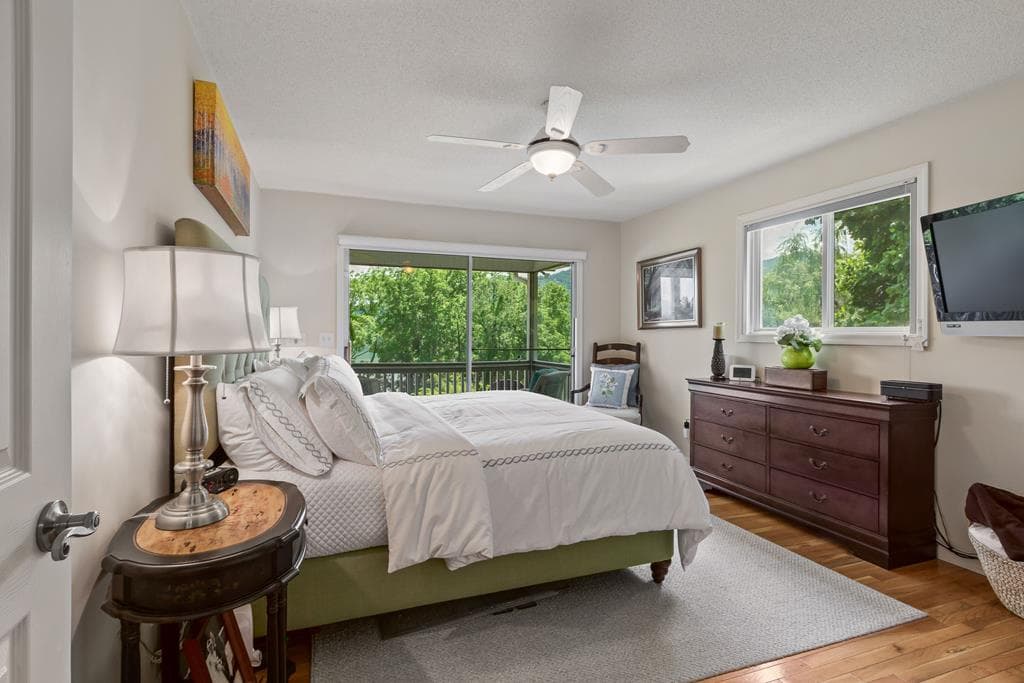 1938 Lakeview Summit Drive, Young Harris GA 30582 - Photo