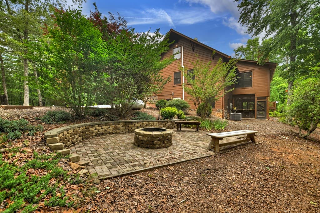 536 Delta Way, Blue Ridge GA 30513 - Photo
