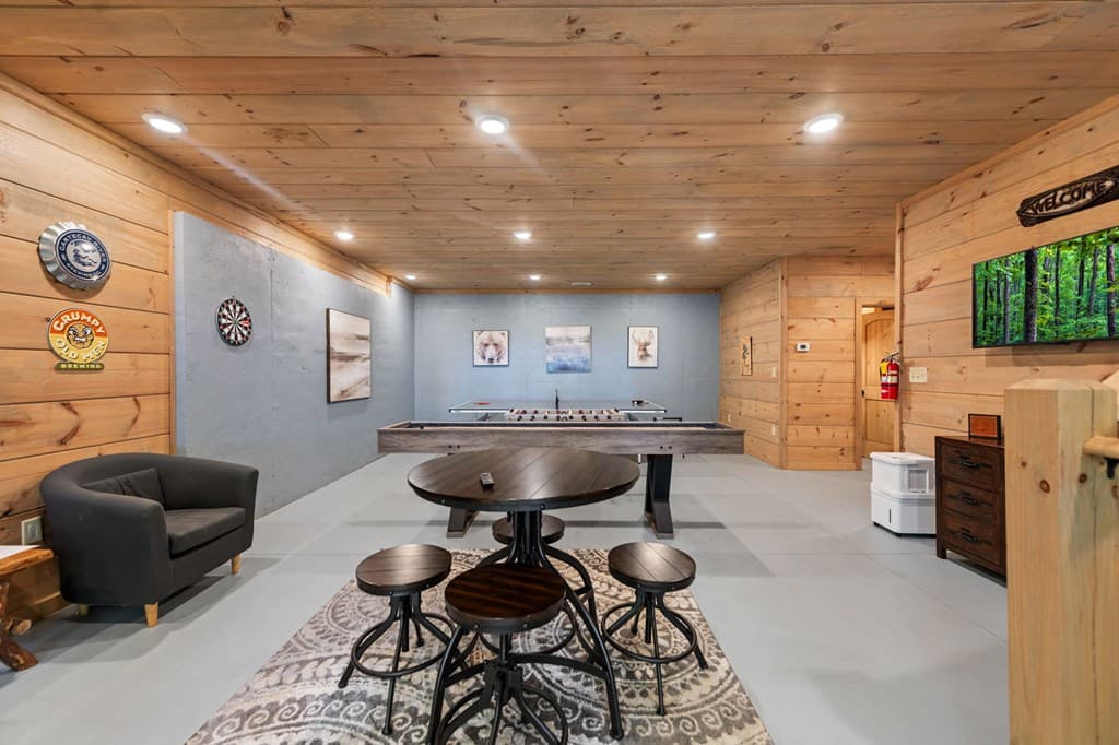 391 Little Bushy Head Road, Blue Ridge GA 30513 - Photo