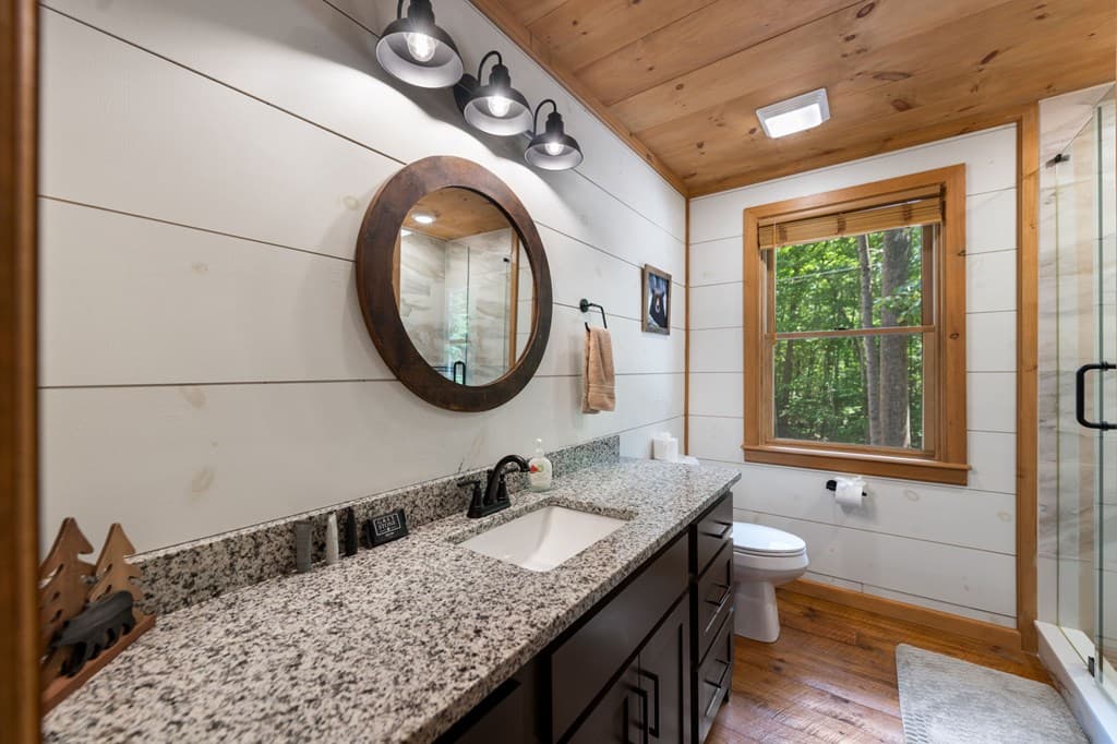 391 Little Bushy Head Road, Blue Ridge GA 30513 - Photo