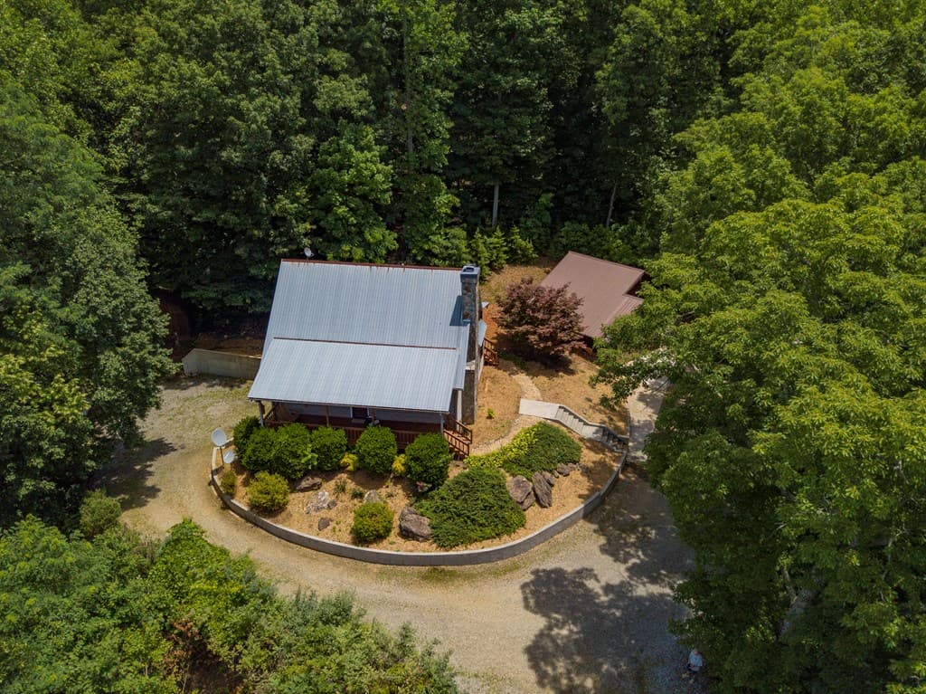 403 Buzzard Roost Road, Blairsville GA 30512 - Photo