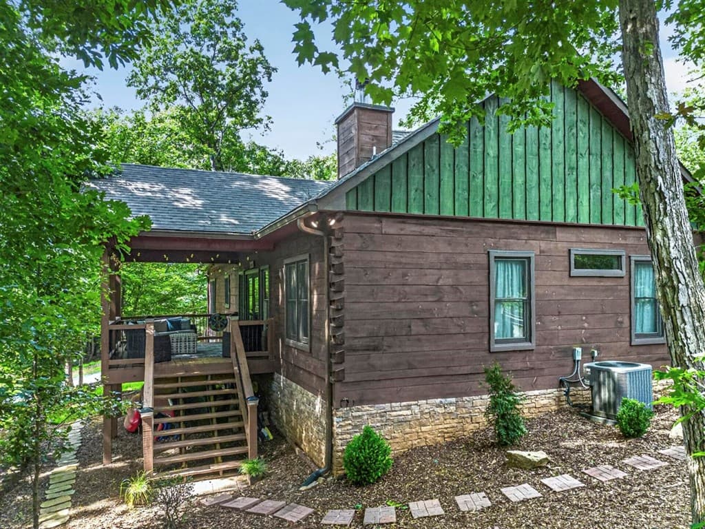 605 Toccoa Preserve Lane, Blue Ridge GA 30513 - Photo