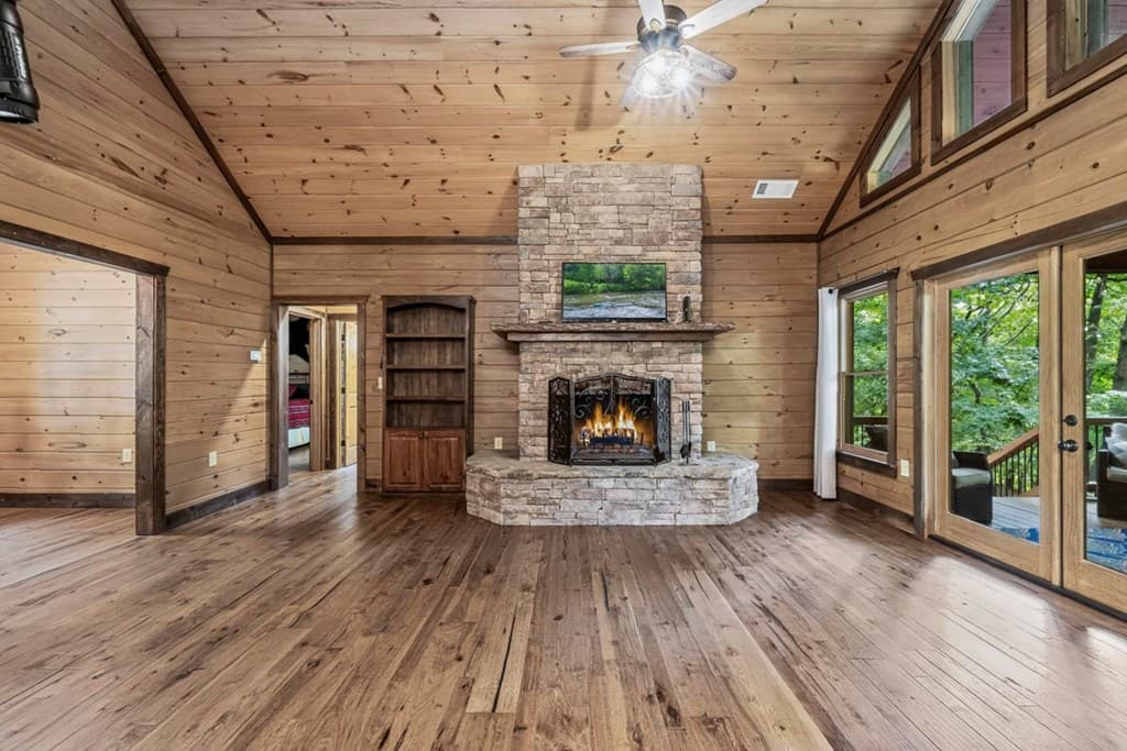 605 Toccoa Preserve Lane, Blue Ridge GA 30513 - Photo