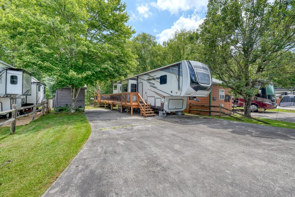 257 Vista Circle, Blairsville GA 30512 - Photo