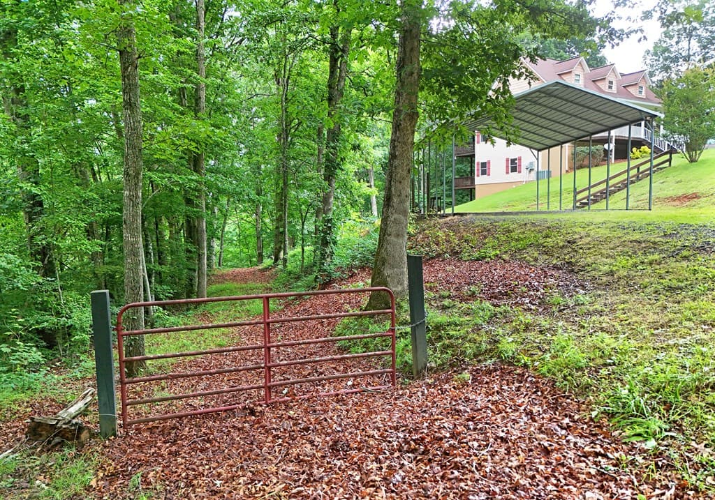 1250 Hawkview Drive, Hiawassee GA 30546 - Photo