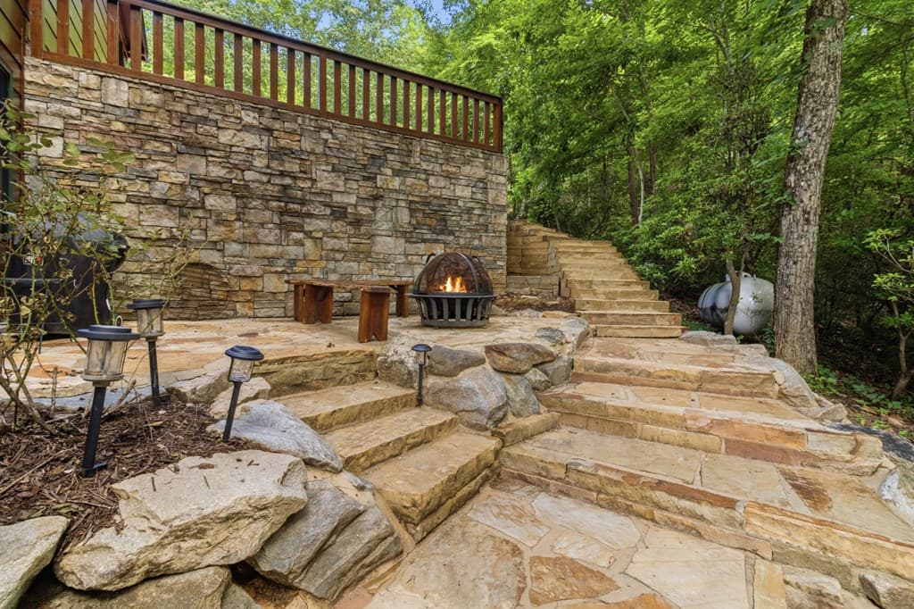 175 Leisure Drive, Ellijay GA 30536 - Photo