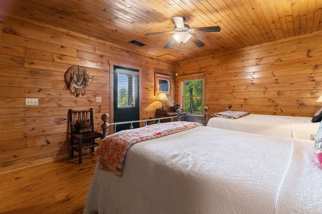 175 Leisure Drive, Ellijay GA 30536 - Photo