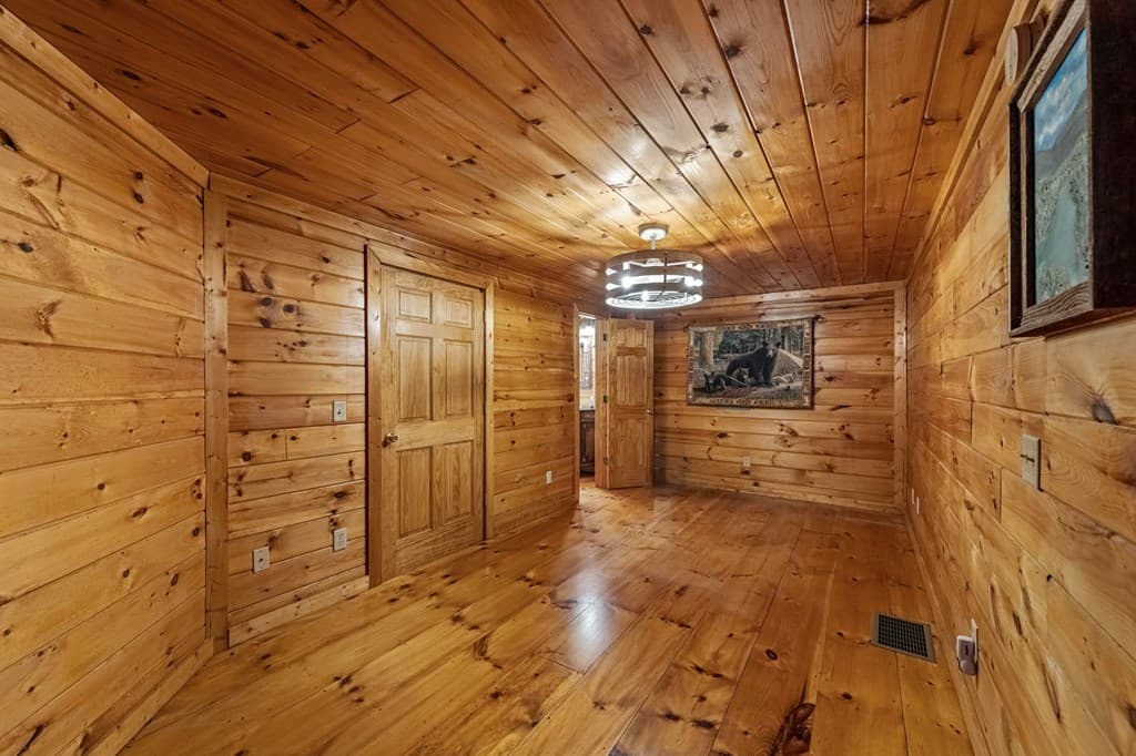 120 North Riverview Ln, Ellijay GA 30536 - Photo
