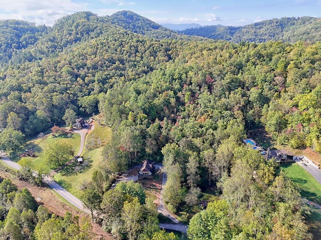 206 Peckerwood Road, Hayesville NC 28904 - Photo