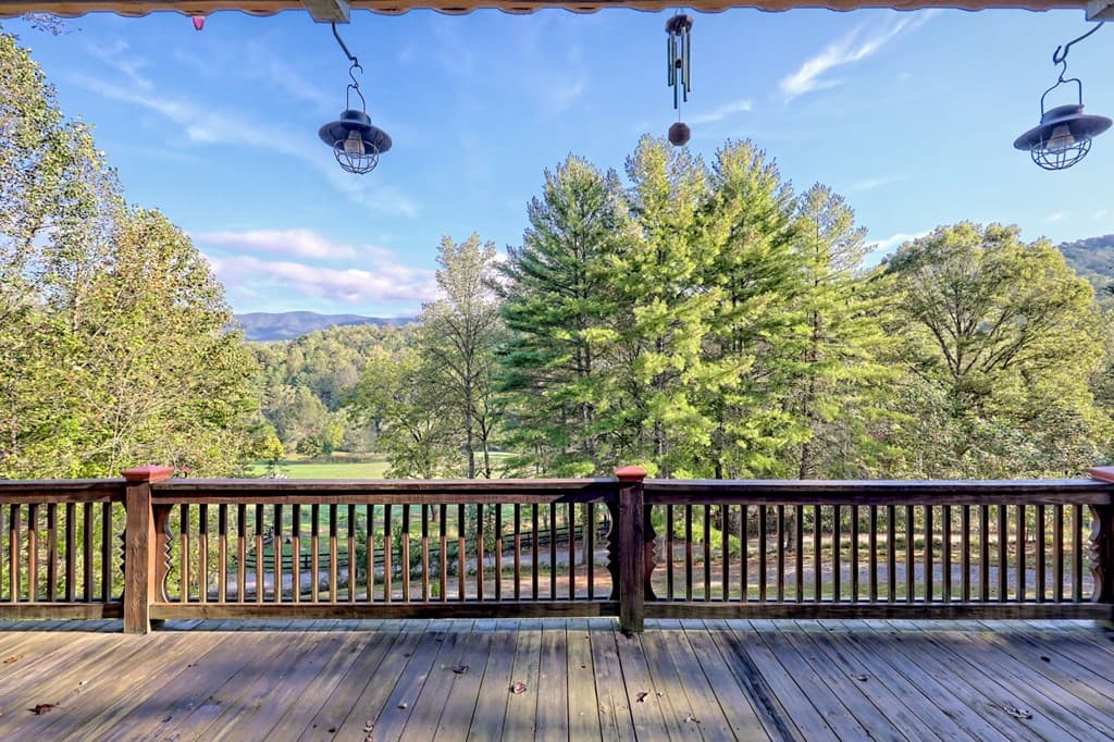 206 Peckerwood Road, Hayesville NC 28904 - Photo