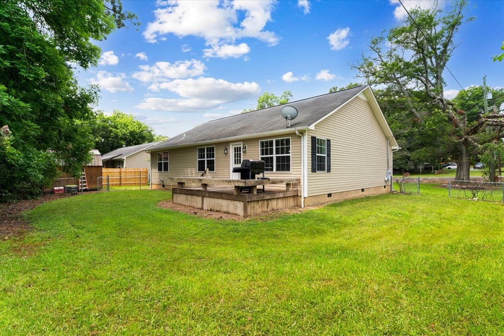 132 9th Avenue, Chatsworth GA 30705 - Photo