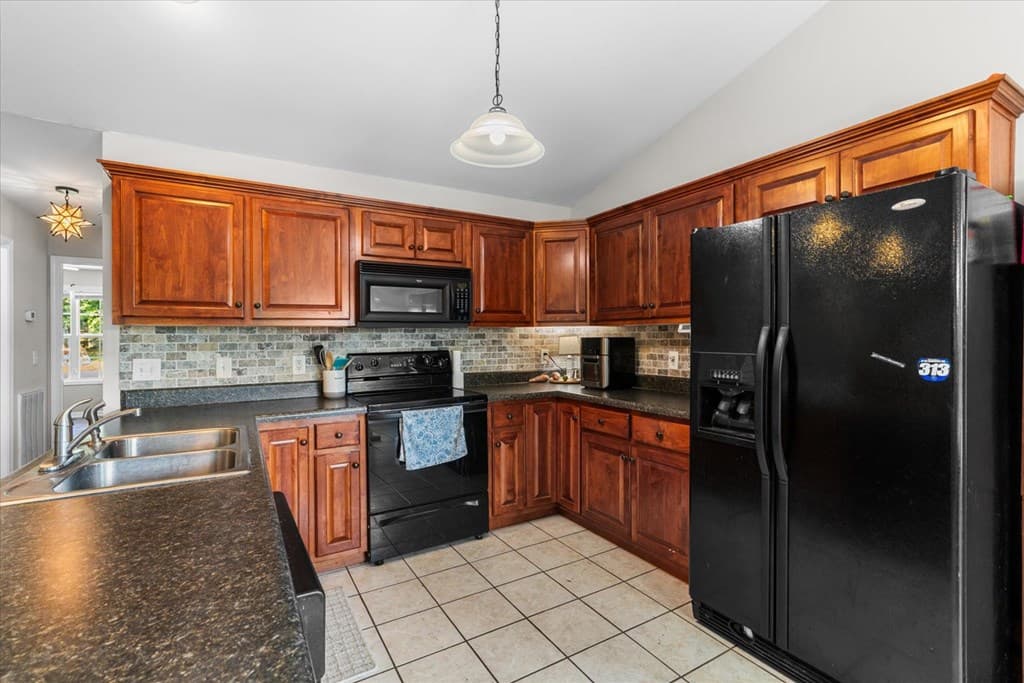 132 9th Avenue, Chatsworth GA 30705 - Photo