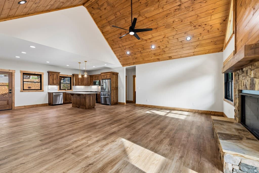 40 Cherry Street, East Ellijay GA 30540 - Photo
