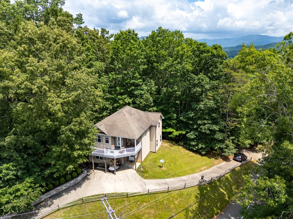 883 Village Road, Murphy NC 28906 - Photo