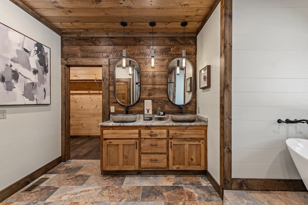 32 Hope Drive, Blue Ridge GA 30513 - Photo