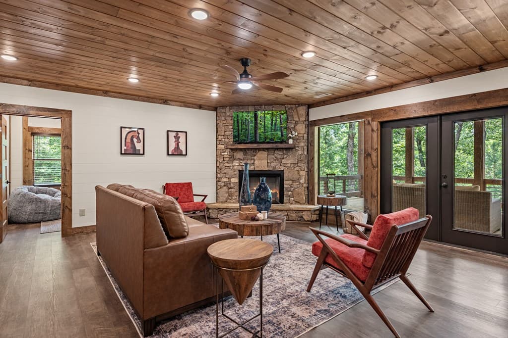 32 Hope Drive, Blue Ridge GA 30513 - Photo