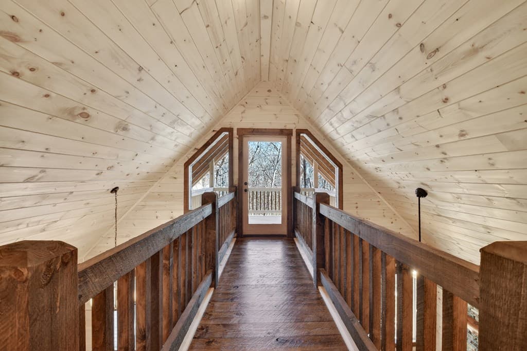 811 Mangums Trail, Blue Ridge GA 30513 - Photo