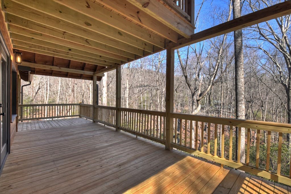 811 Mangums Trail, Blue Ridge GA 30513 - Photo
